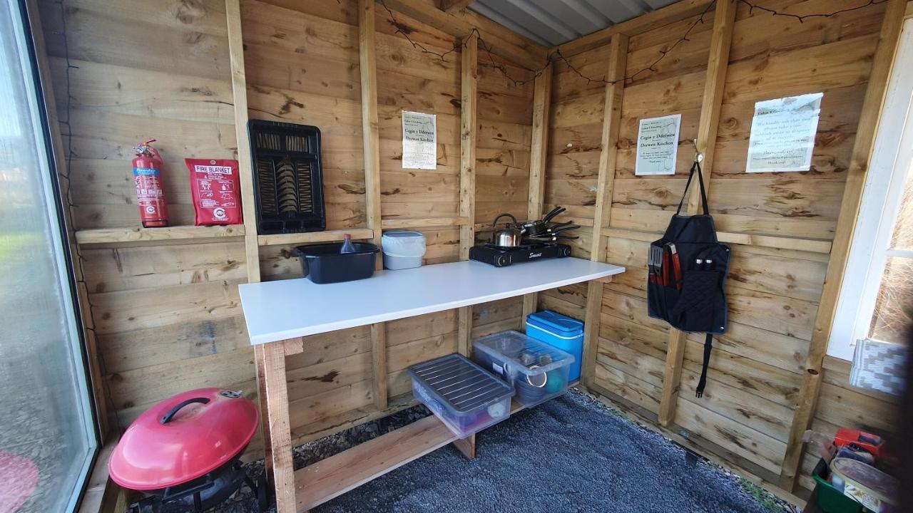 Hotel Calon Y Goedwig Glamping Llandovery Esterno foto