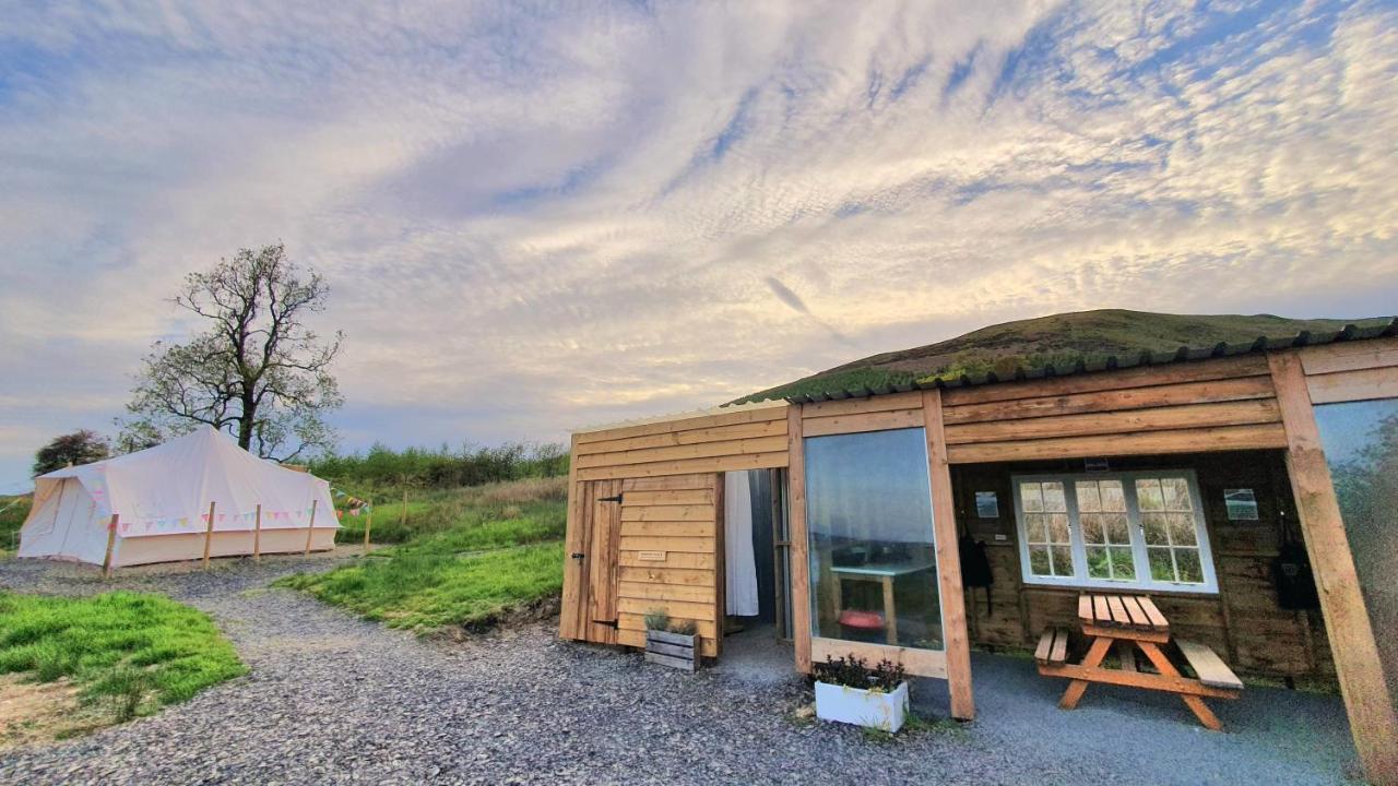 Hotel Calon Y Goedwig Glamping Llandovery Esterno foto